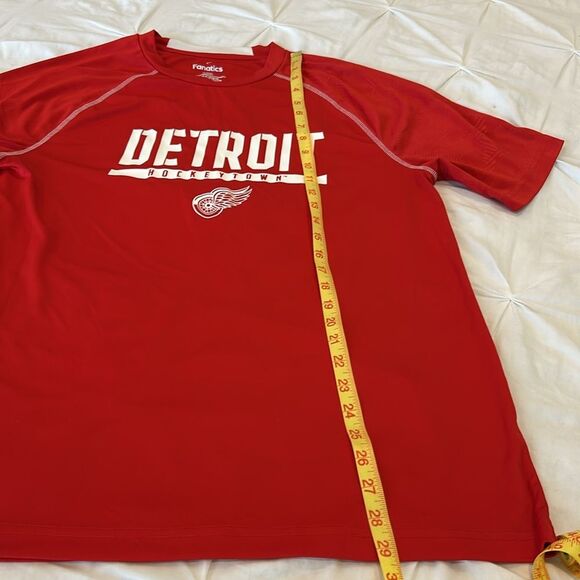 Fanatics Men's Detroit Red Wings Hockeytown Crew Neck Raglan Sleeves T-Shirt L - Picture 2 of 9